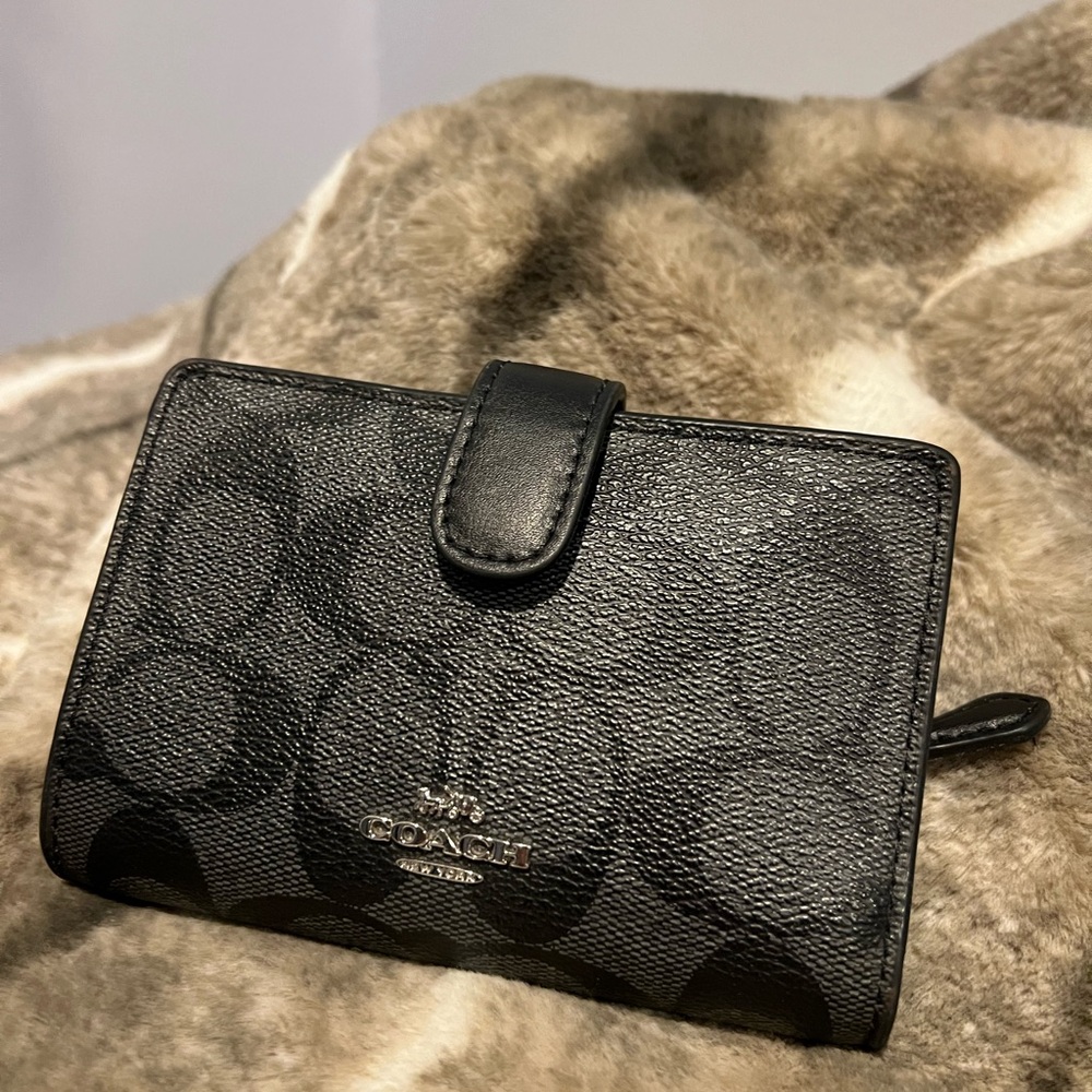COACH Black Women’s Wallet
